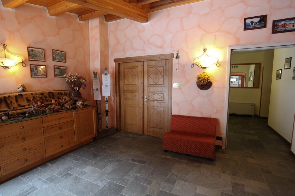 Hotel Alpechiara Pré-Saint-Didier Екстериор снимка